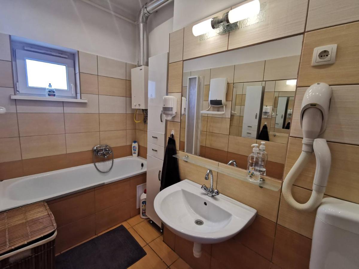 Smart Business Apartman Miskolc Exterior foto